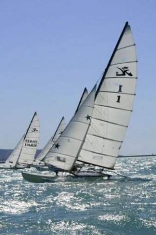 Corsi vela su Hobiecat 16